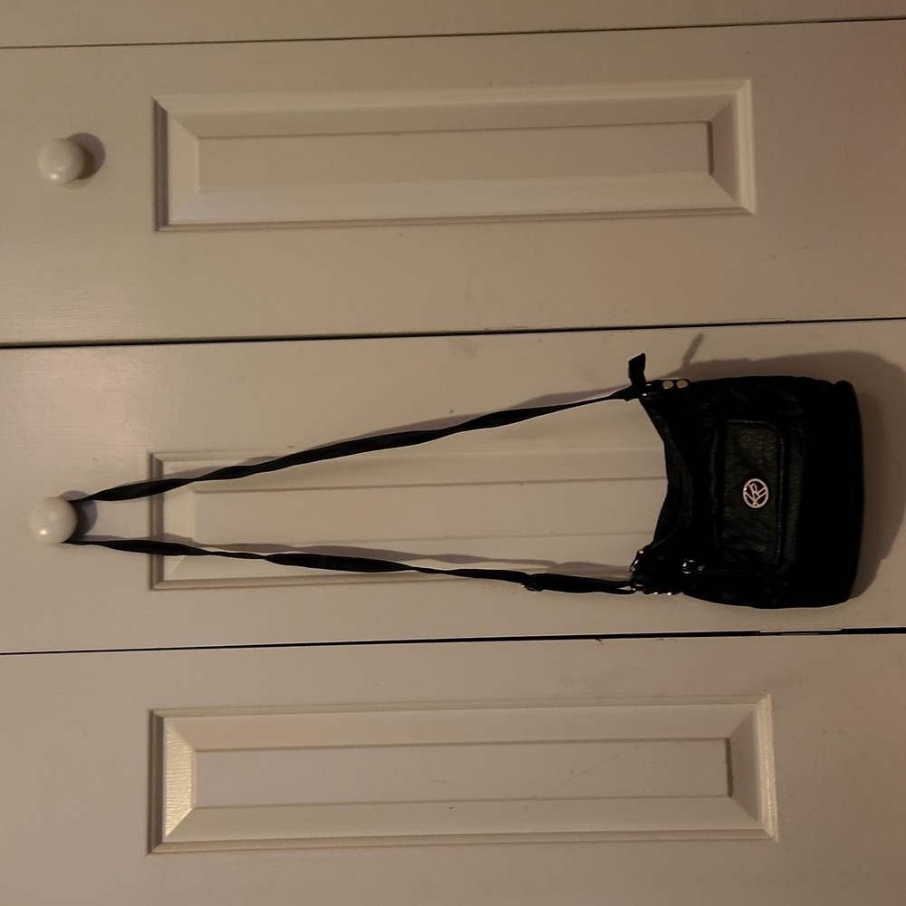 Black crossbody purse